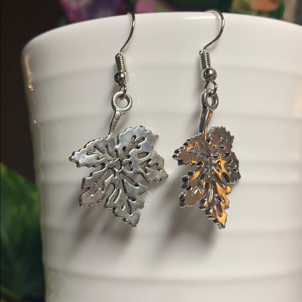 Maple Leaf Silver Dangling Earrings
